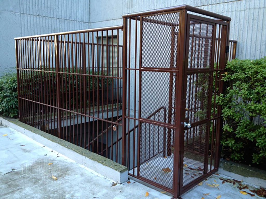 Custom Aluminum Fencing and Gated Access Door