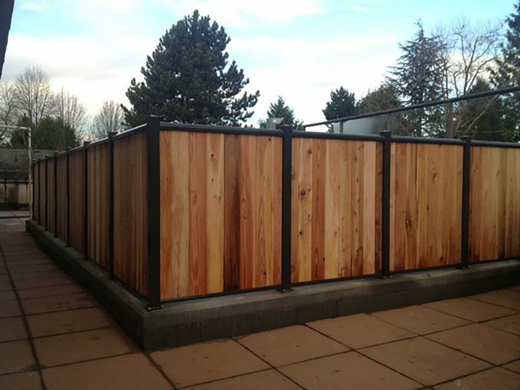 Privacy Screen with Aluminum Posts and Top Rail, Wood Infill